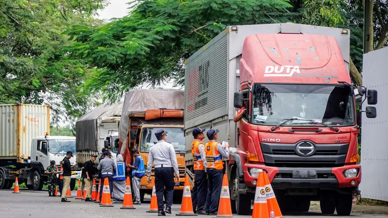 460 Ribu Kendaraan Langgar Aturan, Truk ODOL Masih Dominan