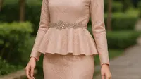 7 Model Gamis Payet Pinggang, Elegan dan Menawan untuk Acara Spesial di 2025