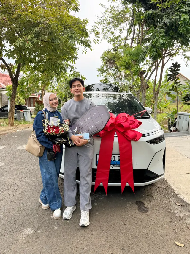 Nabila Ellisa dan Ilyas Bachtiar rayakan empat tahun pernikahan (credit: instagram.com/nabilaellisa)