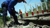 Kemenhub Rela Serahkan Proyek Rel Tanjung Priok ke PT KAI 