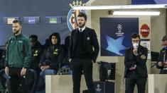 Michael Carrick ditunjuk sebagai pelatih sementara Manchester United menggantikan Ole Gunnar Solskjaer yang didepak akibat gagal memberikan performa terbaik Skuat Setan Merah. (AP/Alberto Saiz)