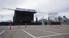 Lokasi drive-in terlihat dalam ajang Toronto International Film Festival (TIFF) 2020 di Toronto, Kanada, 10 September 2020. TIFF 2020 akan menyajikan 50 film feature baru, lima program film pendek, serta bincang-bincang interaktif. (Xinhua/Zou Zheng)