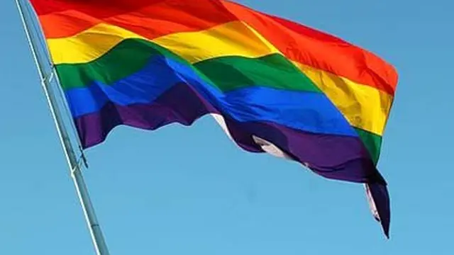 [Bintang] Sejarah Bendera Pelangi, Simbol Bagi Para LGBT Seluruh Dunia