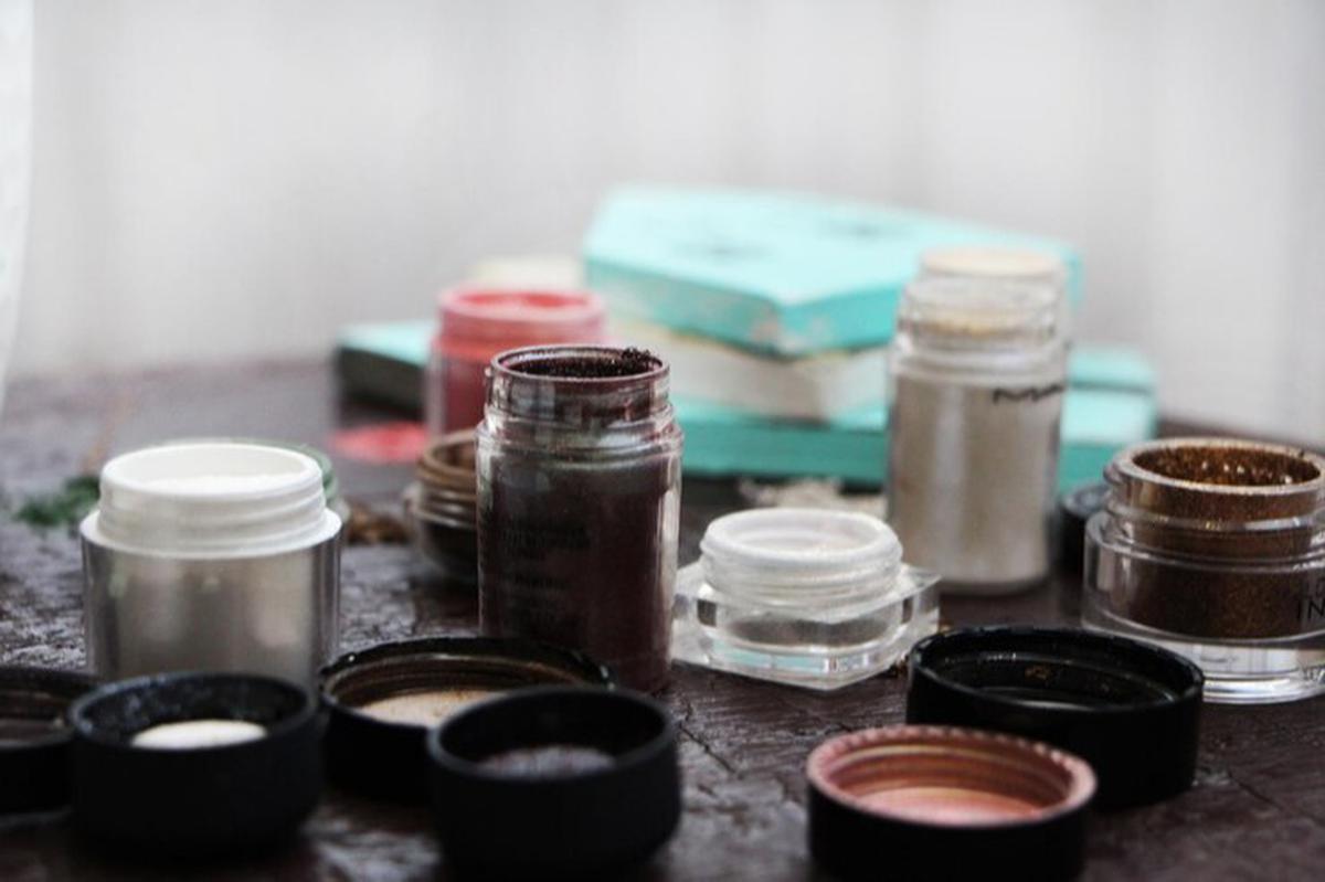 make up kadaluwarsa