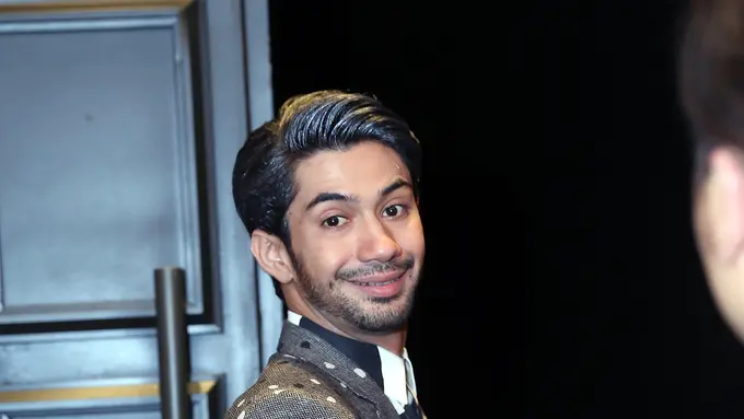 [Bintang] Reza Rahadian