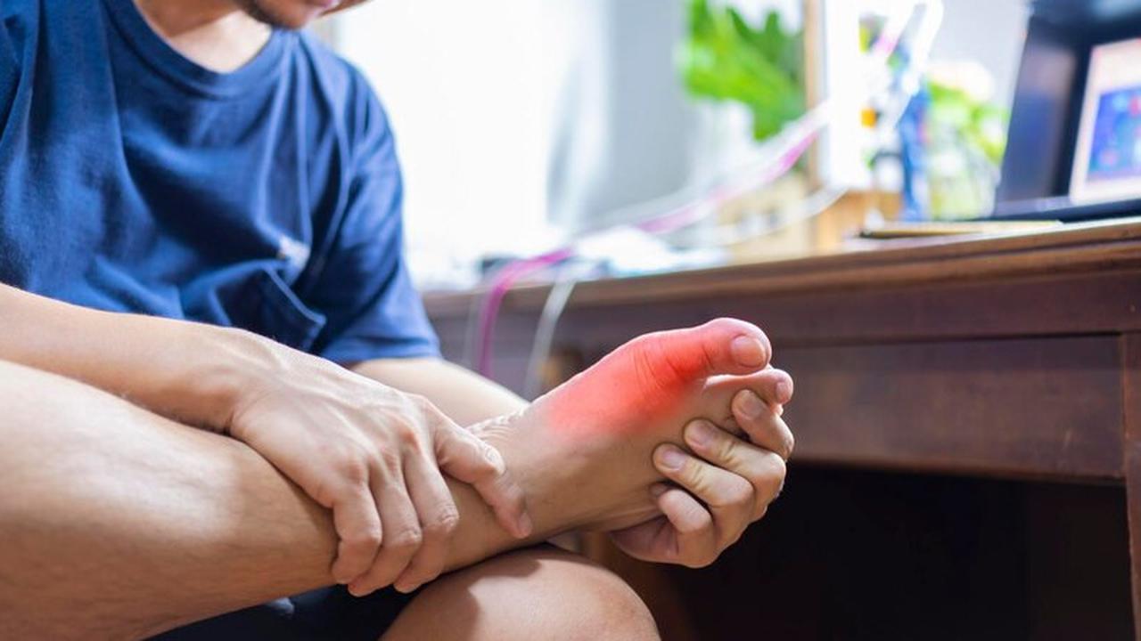 Kenali Faktor-faktor Risiko Pemicu Penyakit Asam Urat yang Sering Disepelekan
