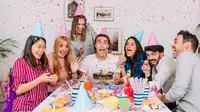 100 Birthday Wishes for Friends: From Sweet to Funny Words