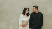 Ada Denny Sumargo dan Olivia Allan, 7 Pasangan Artis yang Dikaruniai Buah Hati Pertama di 2024