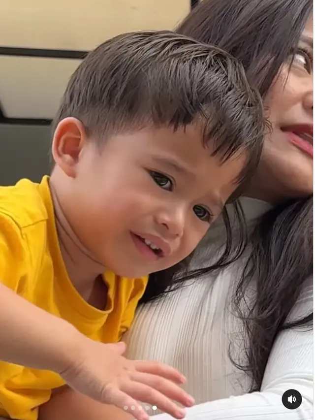Tangis Adzam Berpisah dengan Putri Delina