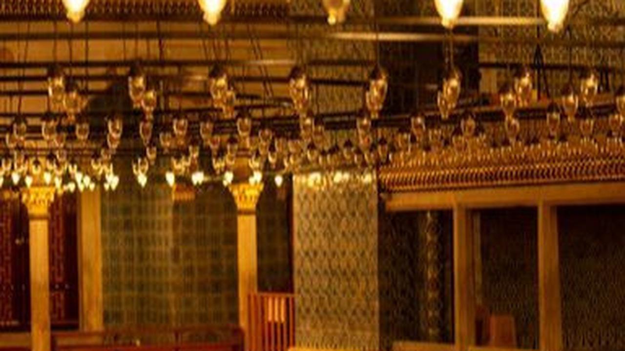 Bacaan Niat Sholat Malam Lailatul Qadar<br>