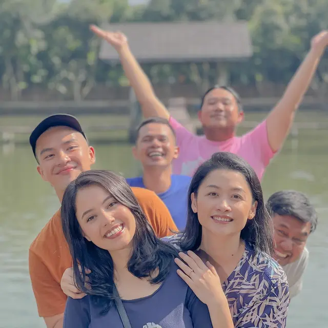 Adu Akting, Ini 7 Potrret Anggika Bolsterli dan Morgan Oey di Serial Baru