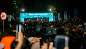 Cuaca Panas Tak Jadi Penghalang Puluhan Ribu Pelari Taklukkan JRF 2026