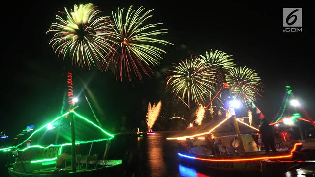 Pesta Kembang Api Musikal Meriahkan Malam Pergantian Tahun di Ancol