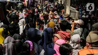 Pasar Tanah Abang Penuh, Anies Ingatkan soal Kapasitas Pengunjung