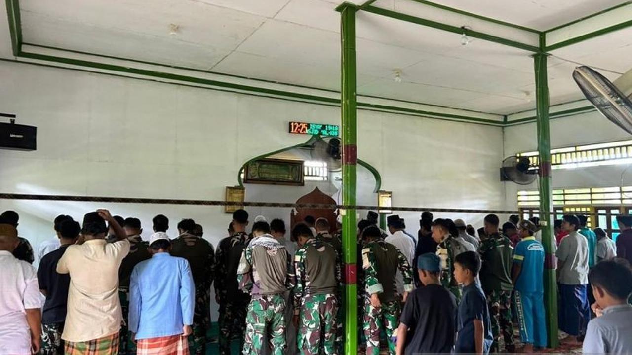 Satgas Yonif 511 Papua Jamin Keamanan Ibadah, Perkuat Kemanunggalan TNI dan Rakyat