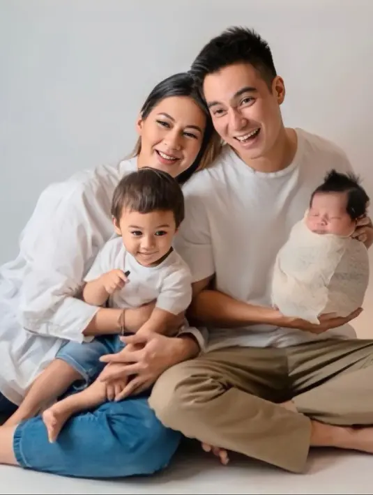 [Instagram/paula_verhoeven]