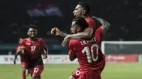 Striker Indonesia, Beto Goncalvez, merayakan gol yang dicetaknya ke gawang Chinese Taipei pada laga Grup A Asian Games di Stadion Patriot, Bekasi, Minggu (12/8/2018). Indonesia menang 4-0 atas Chinese Taipei. (Bola.com/Vitalis Yogi Trisna)