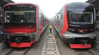Dua KRL tipe terbaru yang akan dioperasikan untuk melayani pelanggan di Jabodetabek. (dok. PT KAI Commuter)