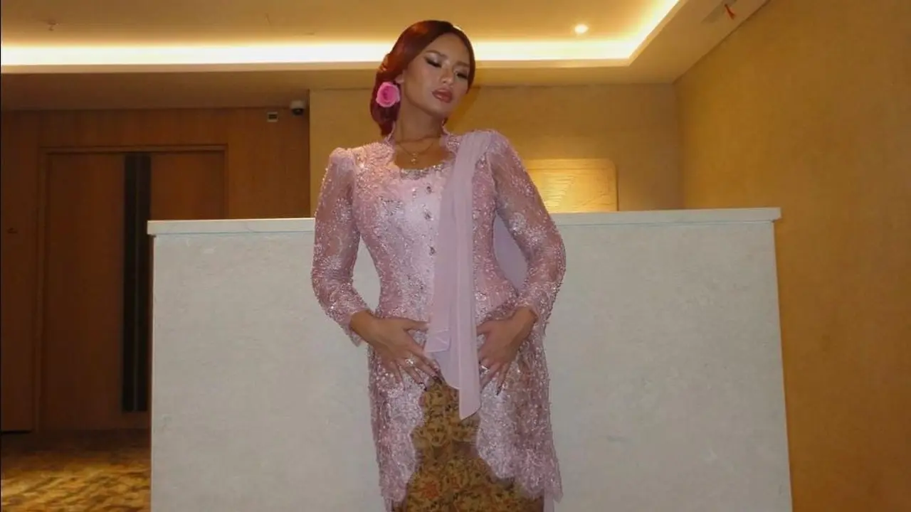Zahwa Massaid Anggun Menggunakan Kebaya (Dok. Instagram @zahwamassaid).
