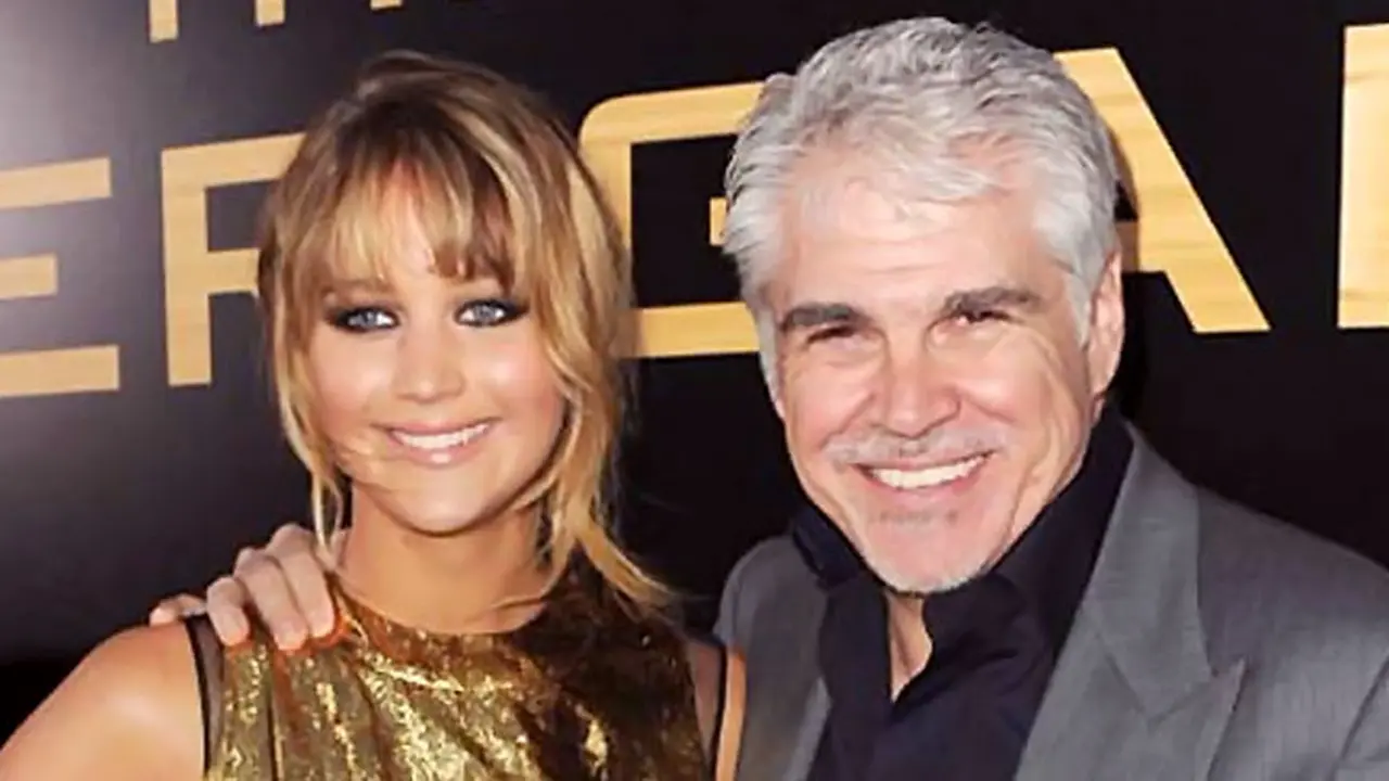jennifer-lawrence-gary-ross-130927b.jpg