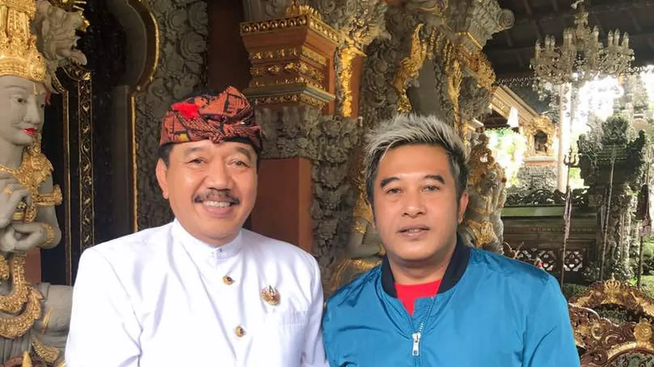 Sineas Tjokorda Oka Artha Ardhana Sukawati