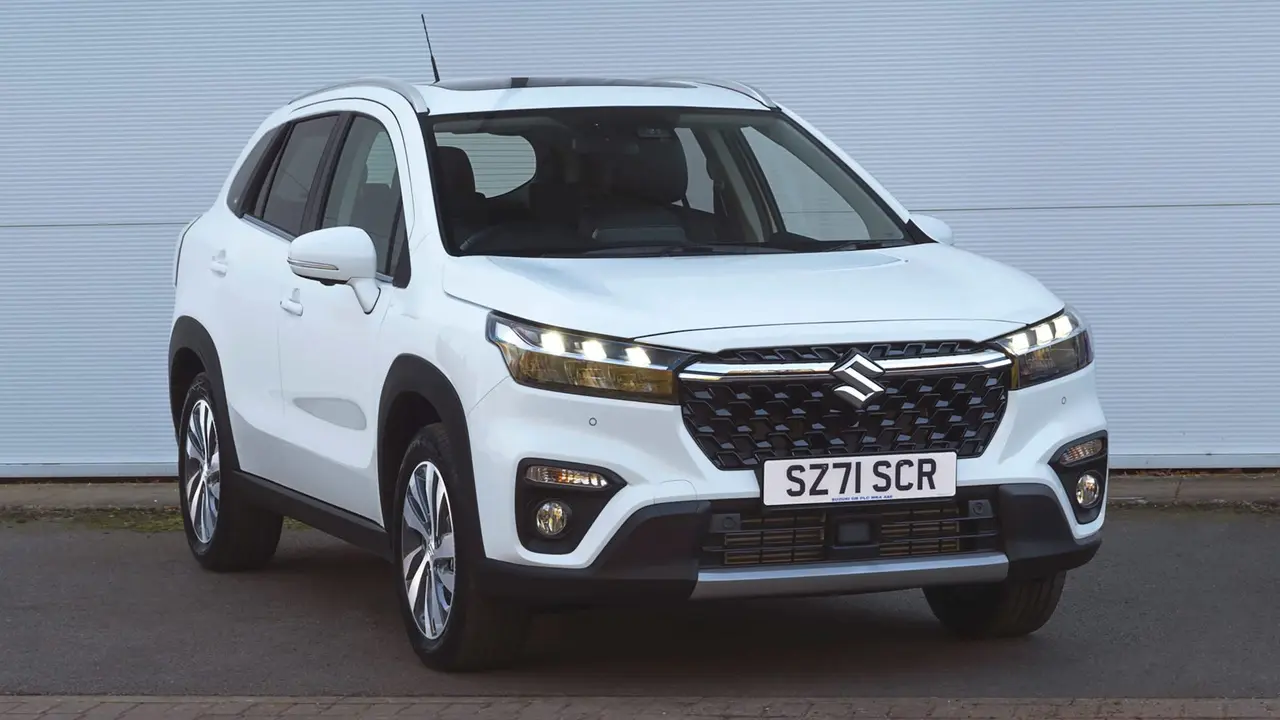 Suzuki SX4 S-Cross baru (Carscoops)
