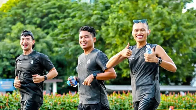 Potret Wanda Hara dan Tara Budiman di Event Lari (credit: https://www.instagram.com/tarrabudiman/ , https://www.instagram.com/fathurmotret/ , dan https://www.instagram.com/onat.picture/).