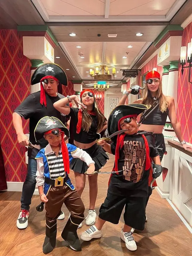 [Fimela] Nia Ramadhani