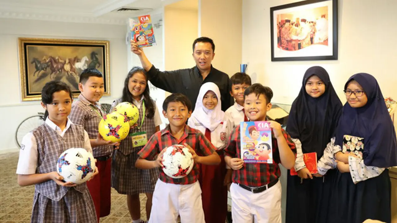 Para Jurnalis Cilik Brondong Menpora Dengan Pertanyaan Seputar Asian Games
