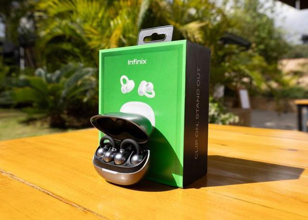 Infinix ZCLIP (sumber: techweez.com)
