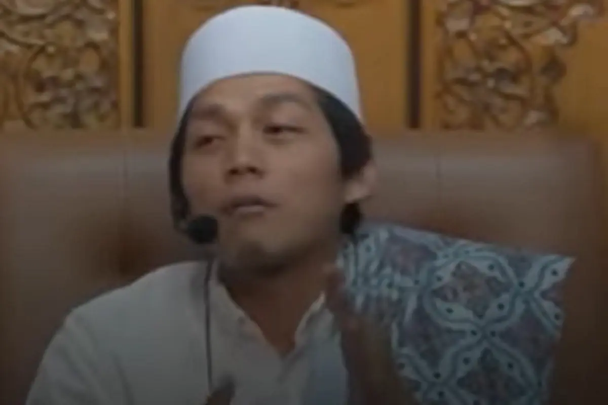 Gus Iqdam (SS: YouTube Short @majelisbarokah)