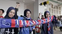 3 Mahasiswi Thailand di Indonesia Hadir saat Final Piala AFF 2016