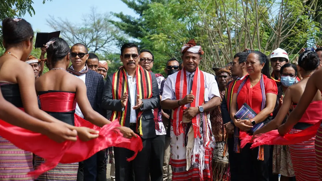 Groundbreaking Improvement and Upgrade Of The Existing Tono Market-Oesilo Border Road, With Two Existing Bridges, In Oecusse Region. (Dok Waskita Karya)