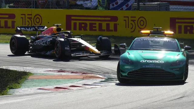 Foto: Gelar Juara Dunia Max Verstappen Makin Dekat usai Menangi F1 GP Italia 2022, Kemenangan Kelima Beruntun Musim Ini