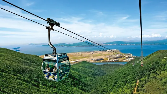 Ngong Ping 360 Cable Car, Cara Tepat Nikmati Lantau Island!