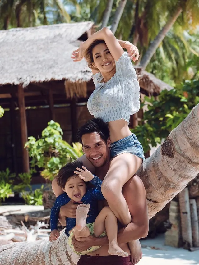 [Bintang] Jessica Iskandar dan Richard Kyle