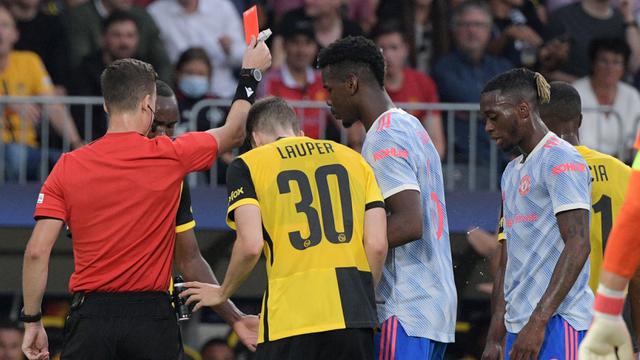 Foto: 3 Insiden Kartu Merah yang Mewarnai Akhir Karier Ole Gunnar Solskjaer di Manchester United