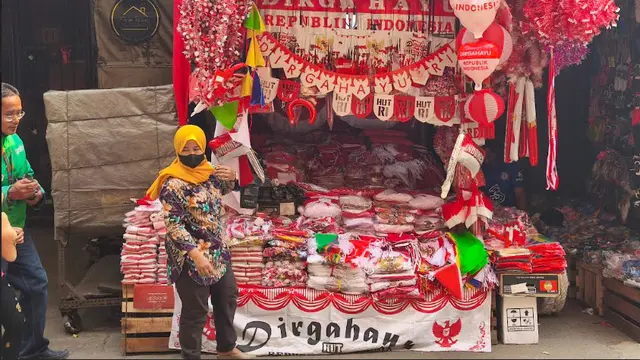 Jual Pernak Pernik 17 Agustus di Pasar Mester Jaktim