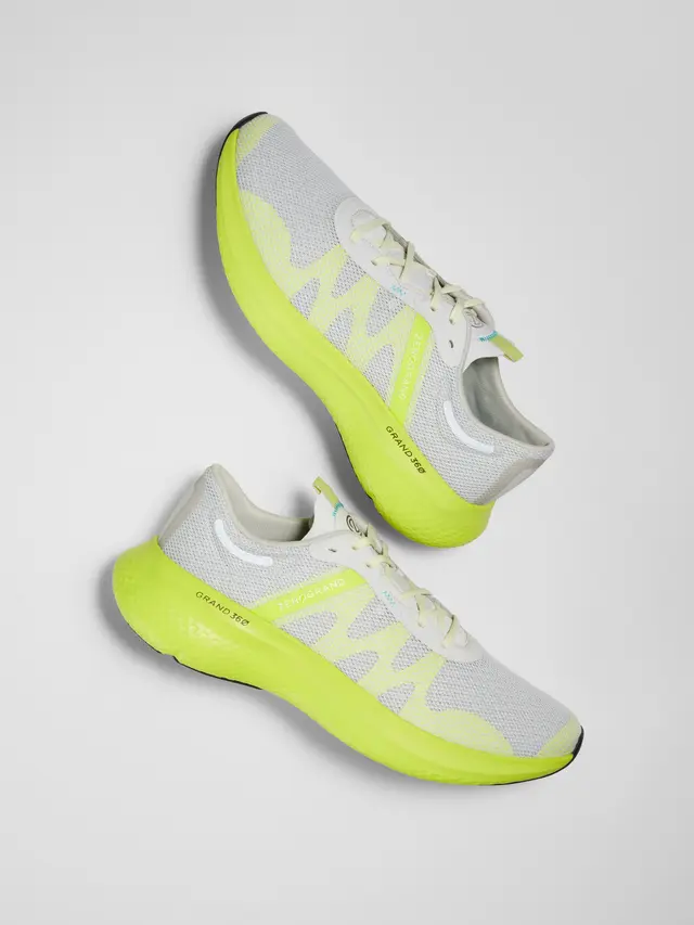 Ragam Pilihan Sepatu Ringan dan Nyaman untuk Musim Panas