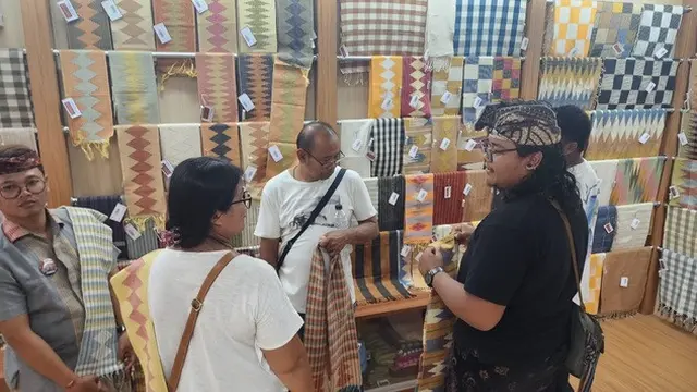 Topeng Bondres Bajra Geni: Refleksi Kepemimpinan dalam Pesta Kesenian Bali
