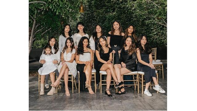 6 Potret Mikhayla di Pemotretan Bareng Generasi Bakrie, Jadi Penerus Old Money