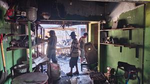 Percikan Las Picu Ledakan, 14 Kios di Pasar Notoharjo Terbakar