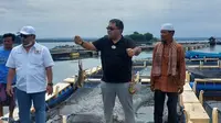 Wakil Ketua Umum Kadin Bidang Kelautan dan Perikanan, Yugi Prayanto usai mengunjungi tempat budidaya lobster di Telong Elong, NTB, Minggu (11/4/2021).