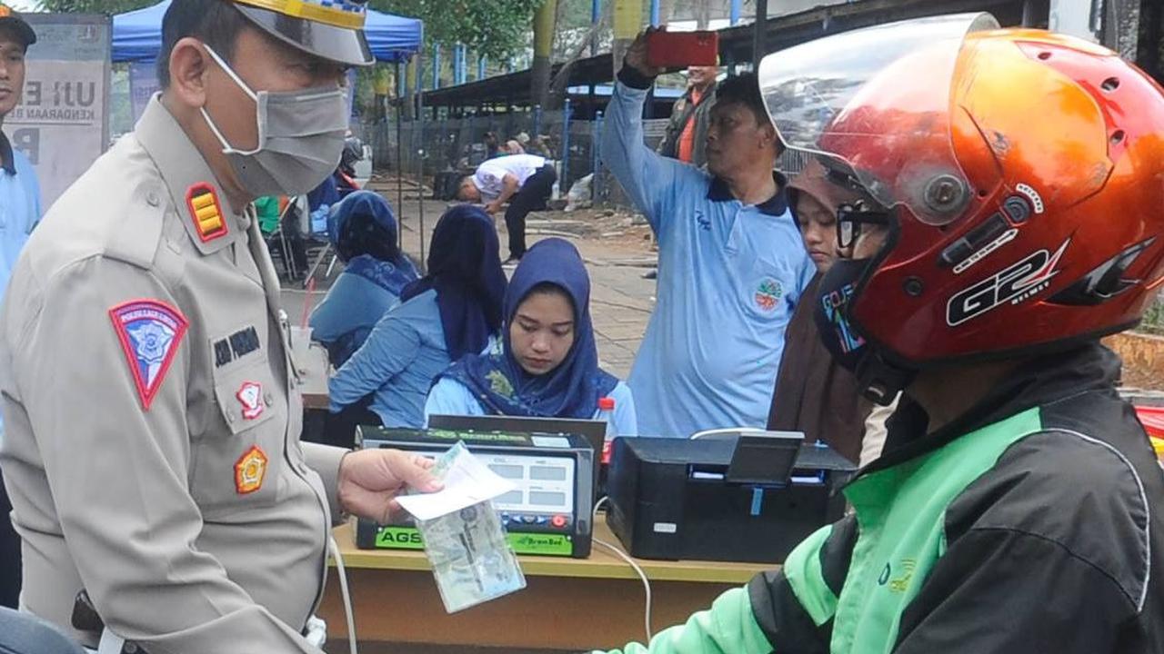 623 Kendaraan Bermotor di Jakarta Tertangkap Tangan Melawan Arah