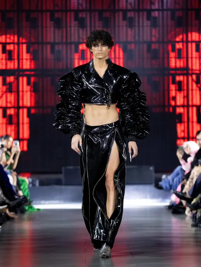 Ekspresi Busana Genderless yang Berani di Koleksi RTW Couture Harry Halim