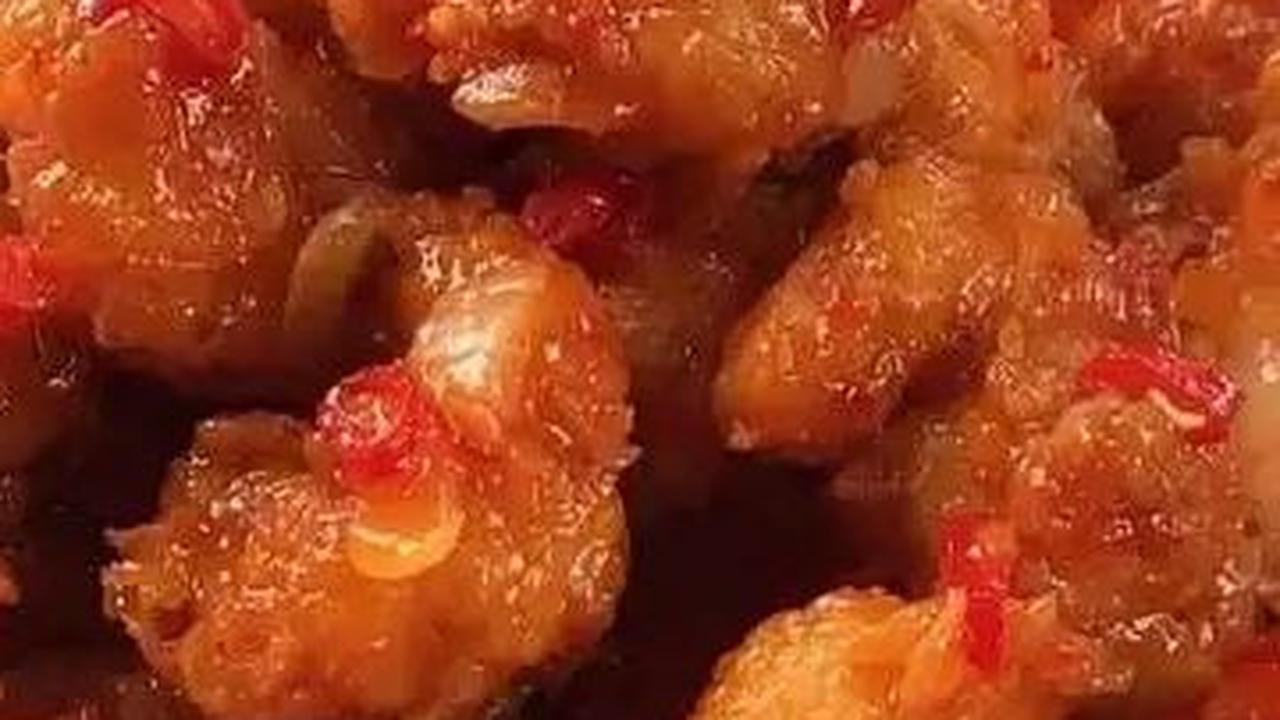 <b>5. Udang Crispy Saus Bangkok</b>