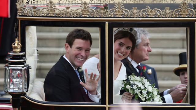Momen Bahagia Pernikahan Putri Eugenie dan Jack Brooksbank