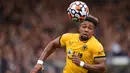 Adama Traore pindah dari Wolverhampton ke klub masa kecilnya, Barcelona pada bursa transfer 2022 dengan status pinjaman. Traore terkenal sebagai pemain sayap dengan kemampuan menggiring bola yang lua biasa, namun masih kesulitan dalam berkontribusi menghasilkan gol. (AFP/Oli Scarff)