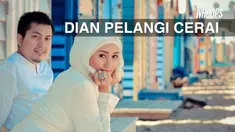 Tanda-tanda keretakan rumah tangga Dian Pelangi terlihat pada saat merayakan Idul Fitri.
