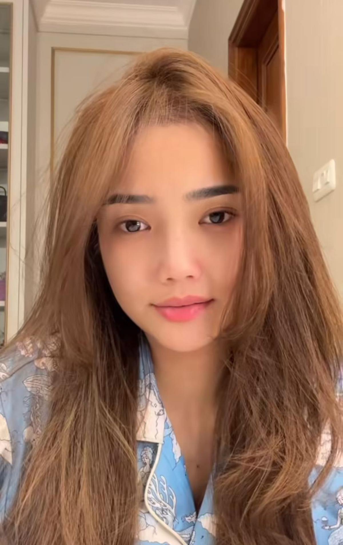 Momen Fuji Gak Rela Hapus Makeup MUA, Bikin Ngakak: "Pengennya Keluar Terus!"